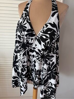 NWT Swimsuits for All Black & White Halter Floral Tank Top Size 20
